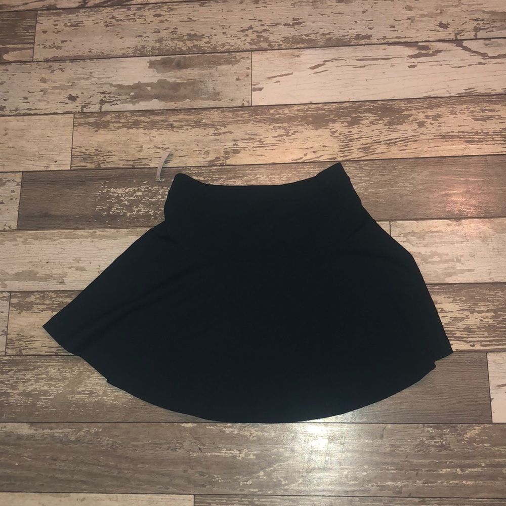 Black skirt